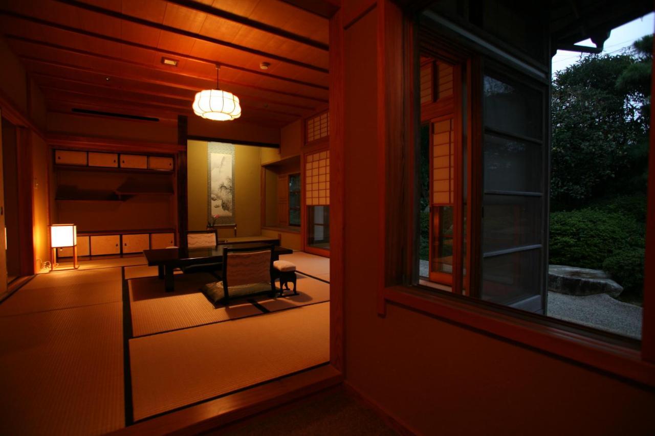 Hagi No Yado Tomoe Hotel Buitenkant foto