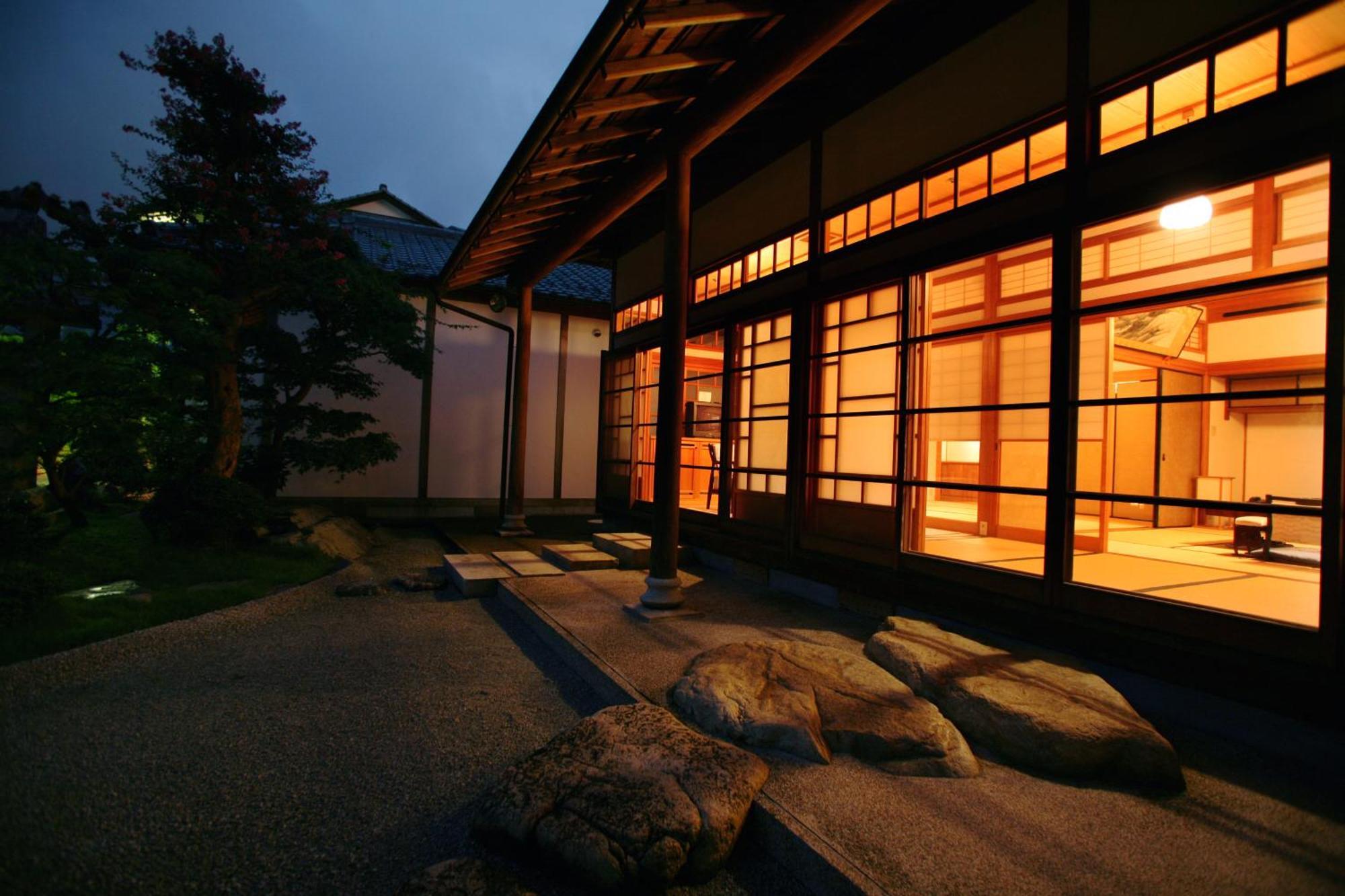 Hagi No Yado Tomoe Hotel Buitenkant foto