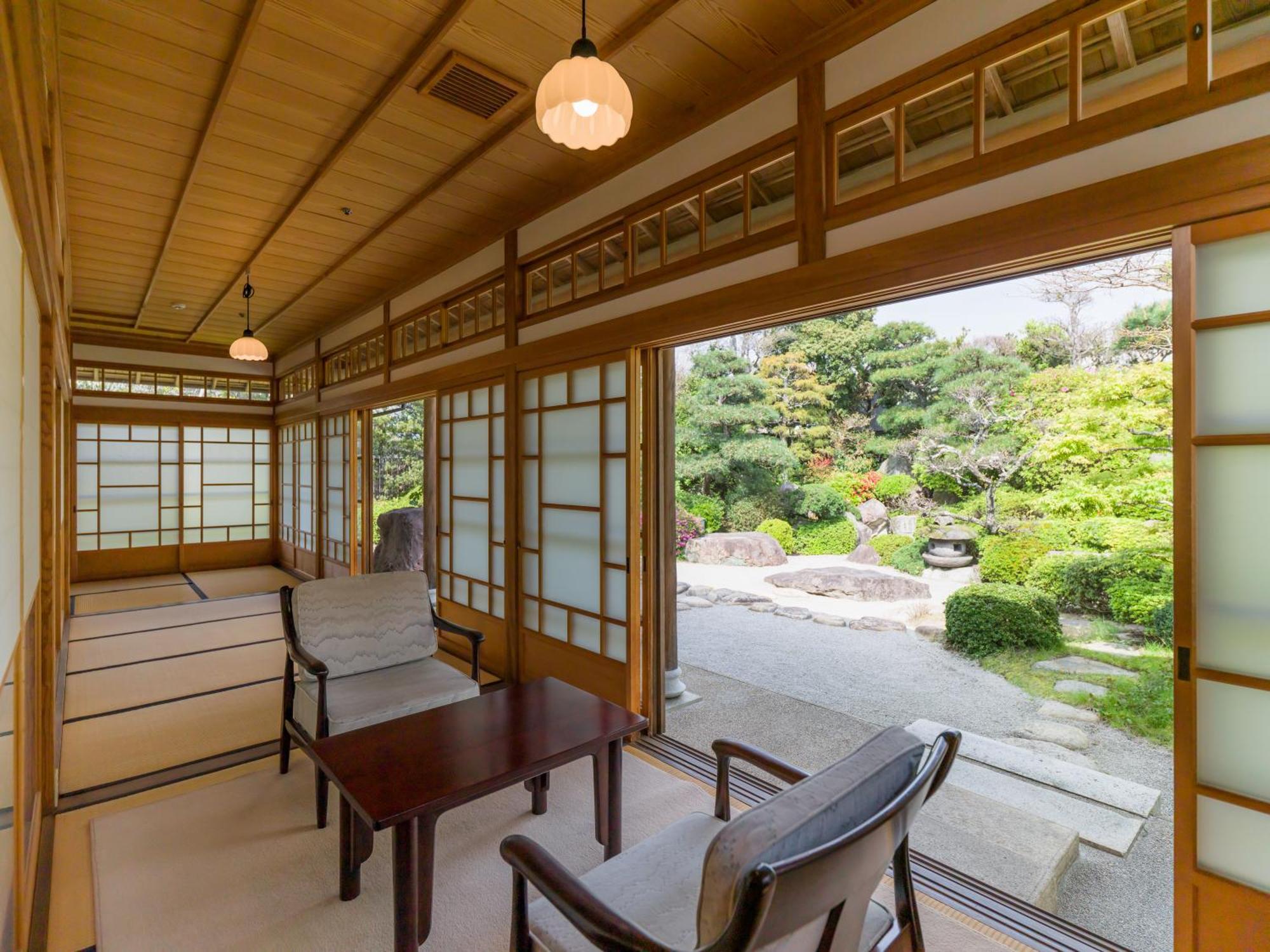 Hagi No Yado Tomoe Hotel Buitenkant foto